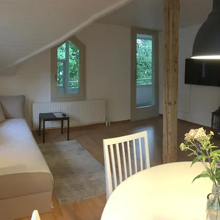 B3 Apartment *